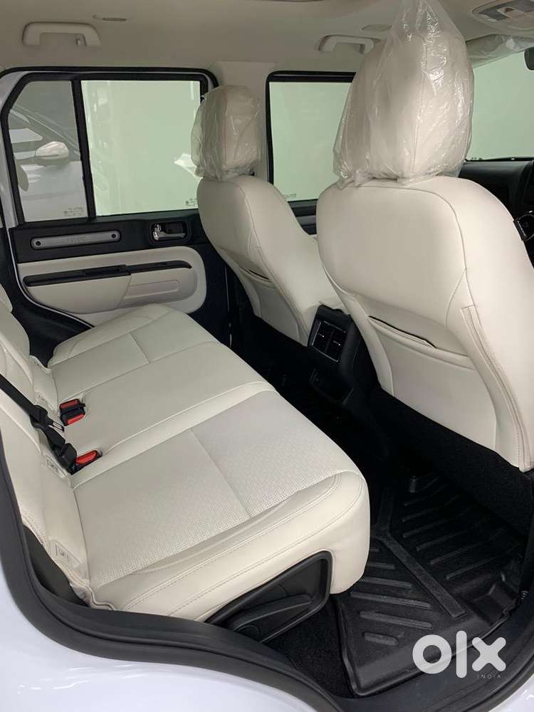 Mahindra Thar Roxx Diesel Auto
