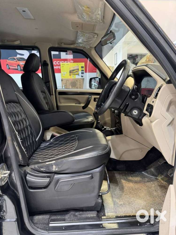 Mahindra Scorpio Classic 2.2 S 11 Mt 7 Str, 2023, Diesel