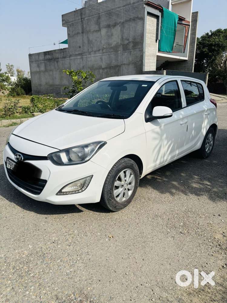 Hyundai I20 1.4 Crdi Sportz 6 Speed Bs Iv, 2013, Diesel
