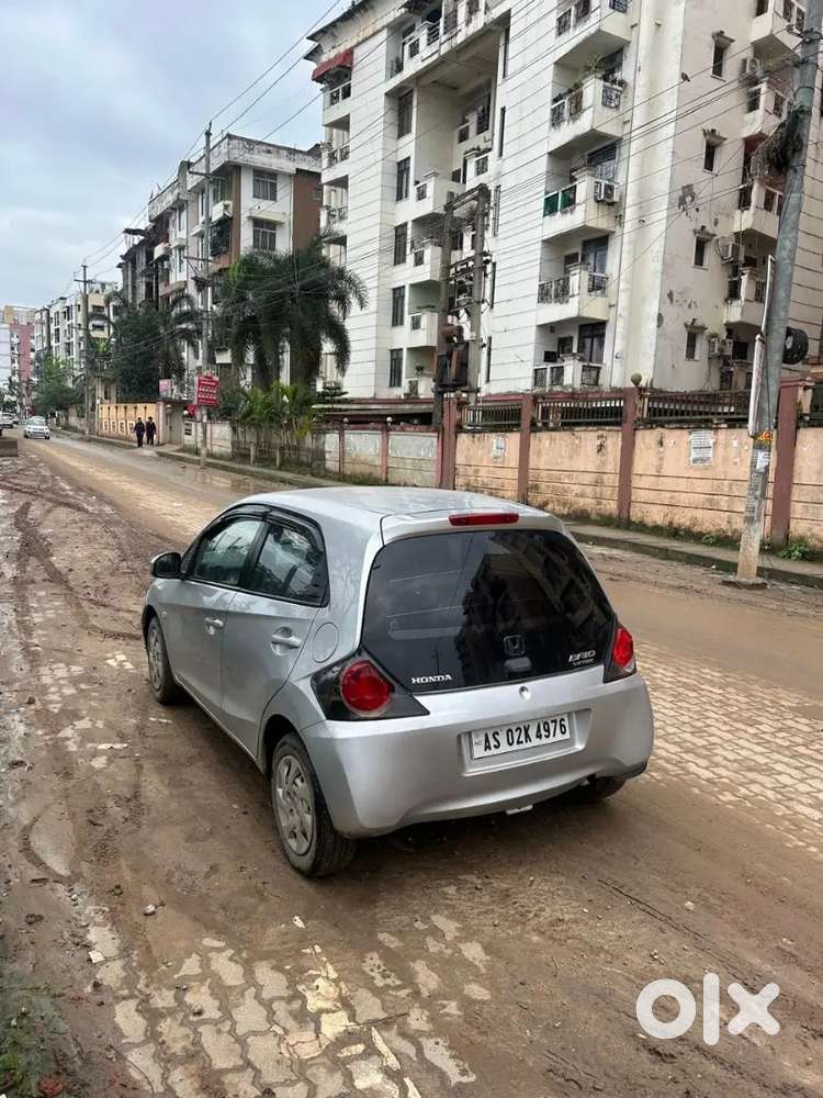 Honda Brio Mt 2013