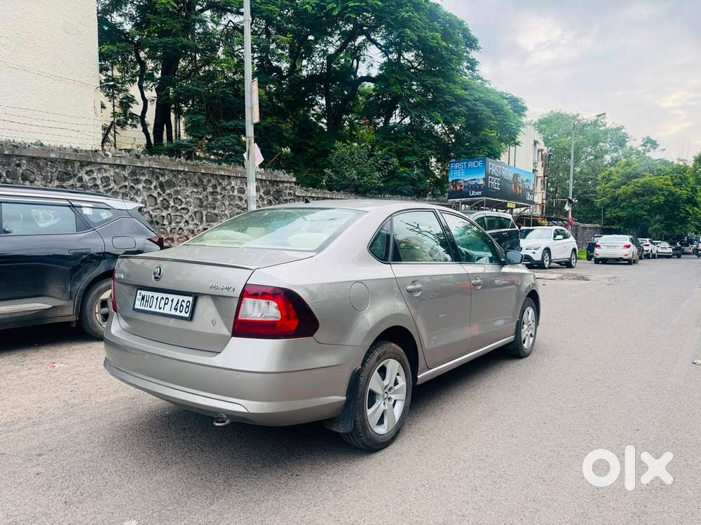 Skoda Rapid Elegance Petrol 2017