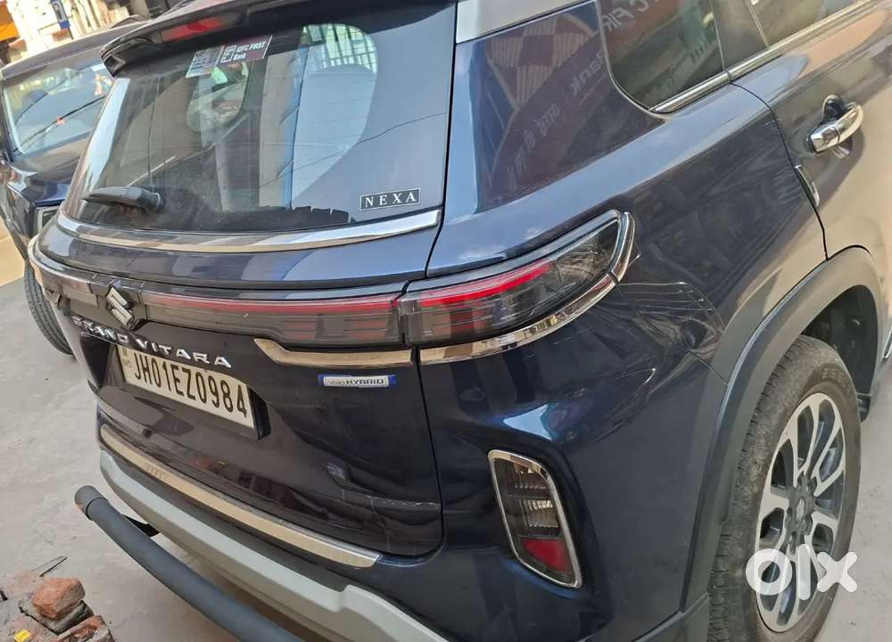 Maruti Suzuki Grand Vitara 2023 Petrol 24460 Km Driven Brand