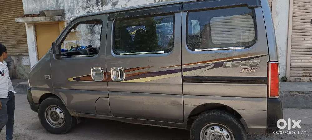 Maruti Suzuki Eeco 2015 Cng & Hybrids 90000 Km Driven