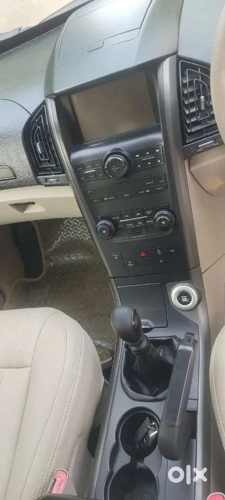 Mahindra Xuv500 2017 Diesel 151000 Km Driven
