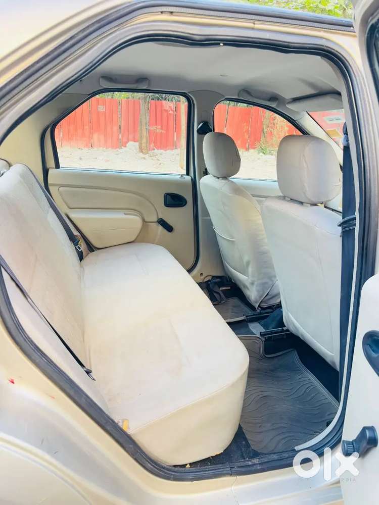 Mahindra Logan Petrol 77000 Km Driven