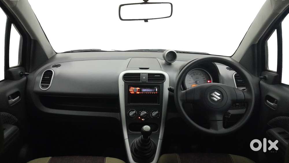 Maruti Suzuki Ritz Vxi, 2014, Petrol