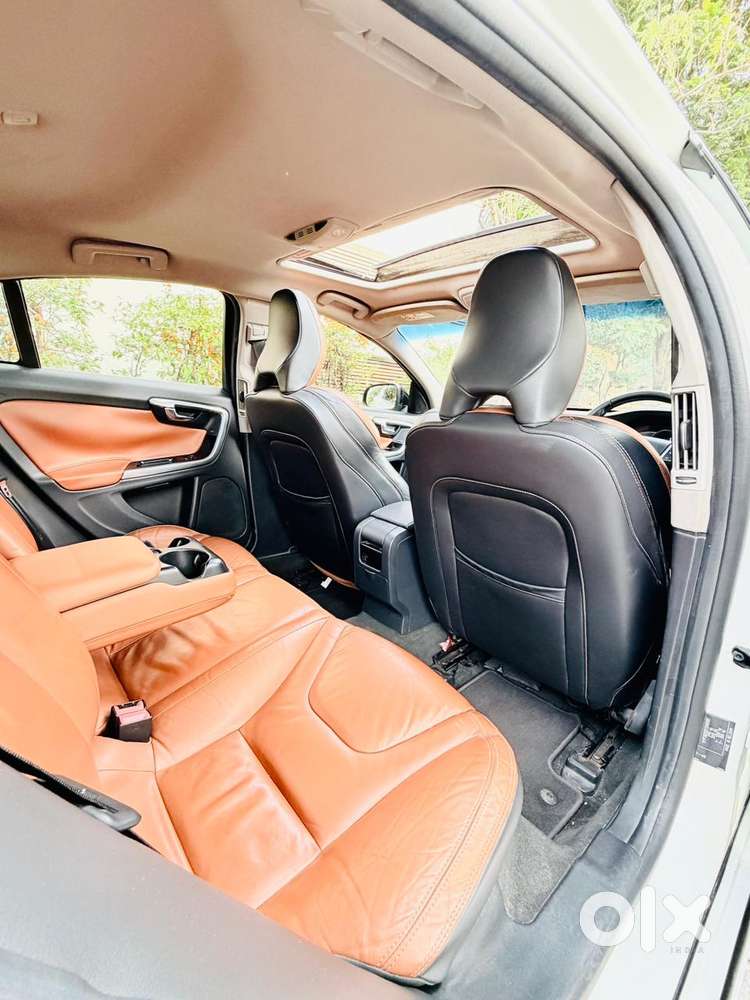 Volvo S60 D5 Inscription, 2016, Diesel