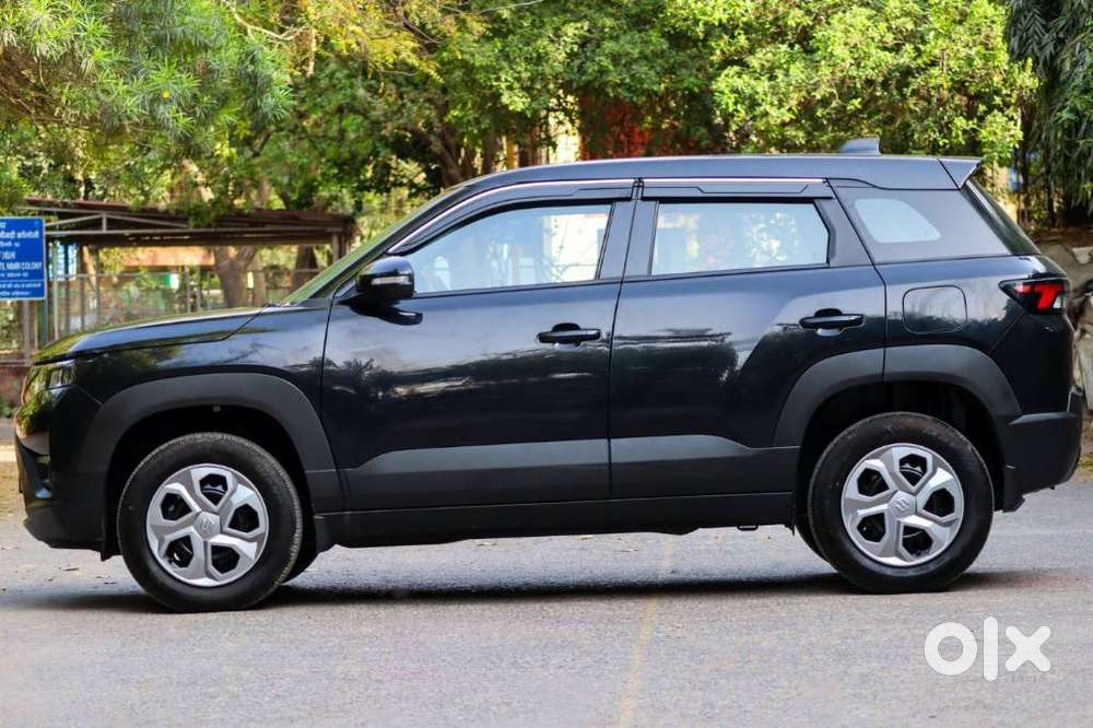 Maruti Suzuki Brezza Vxi At, 2025, Petrol