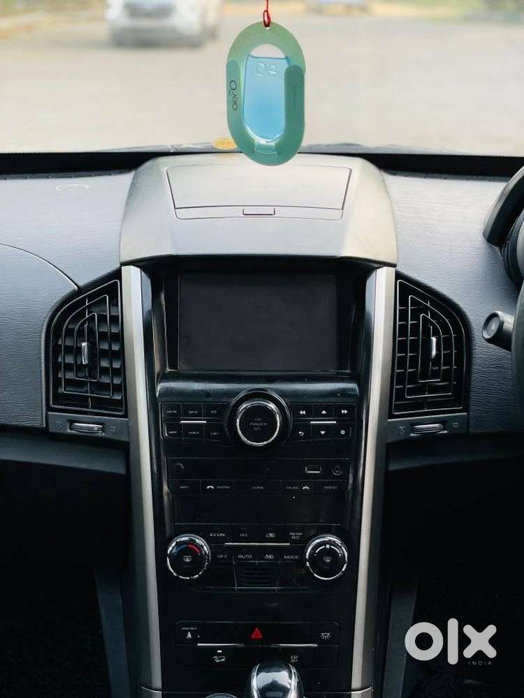 Mahindra Xuv500 W9 At 1.99, 2018, Diesel