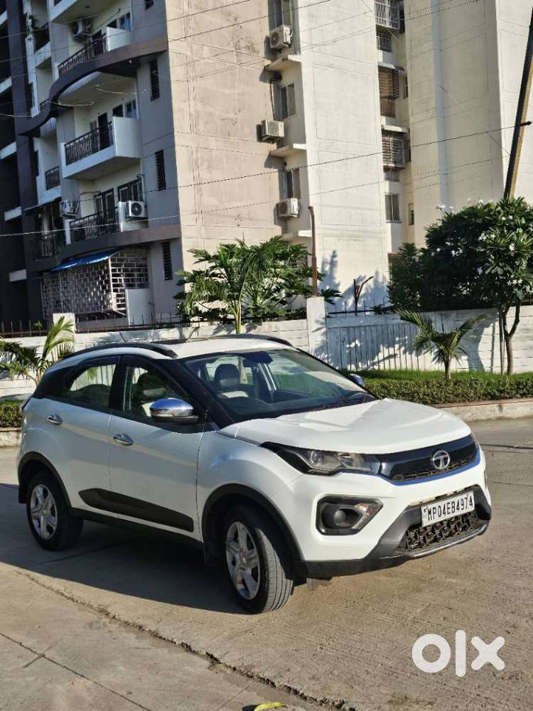 Tata Nexon 1.5 Revotorq Xm (s), 2021, Diesel