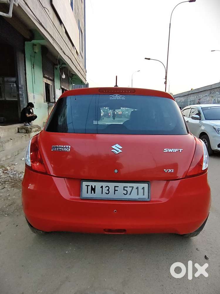 Maruti Suzuki Swift Vxi 1.2 Abs Bs-iv, 2016, Petrol