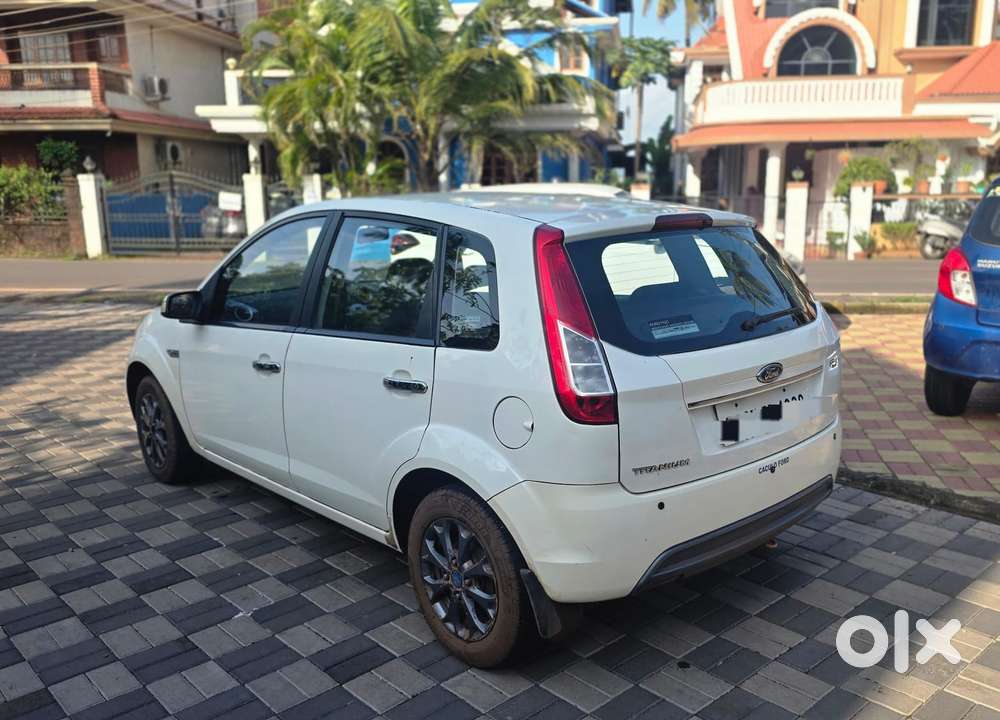 Ford Figo 1.2p Titanium Opt Mt, 2015, Petrol
