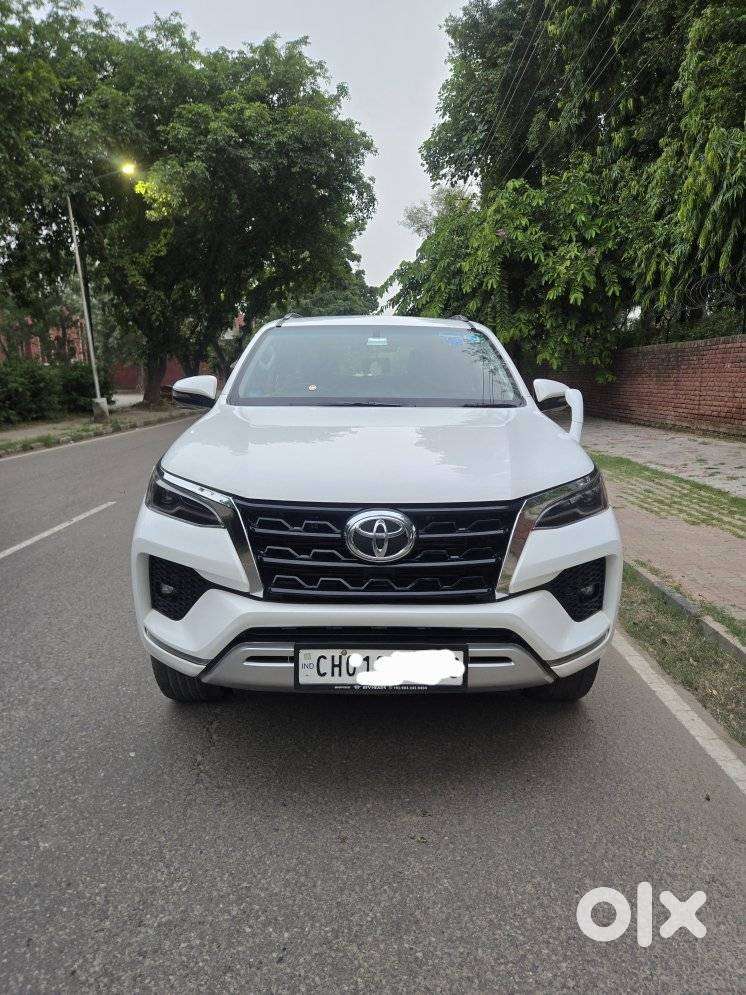 Toyota Fortuner 4x2 At 2.8 Diesel, 2020, Diesel