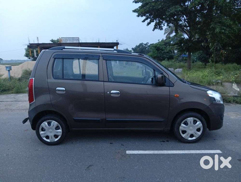 Maruti Suzuki Wagon R Vxi 1.0, 2016, Petrol