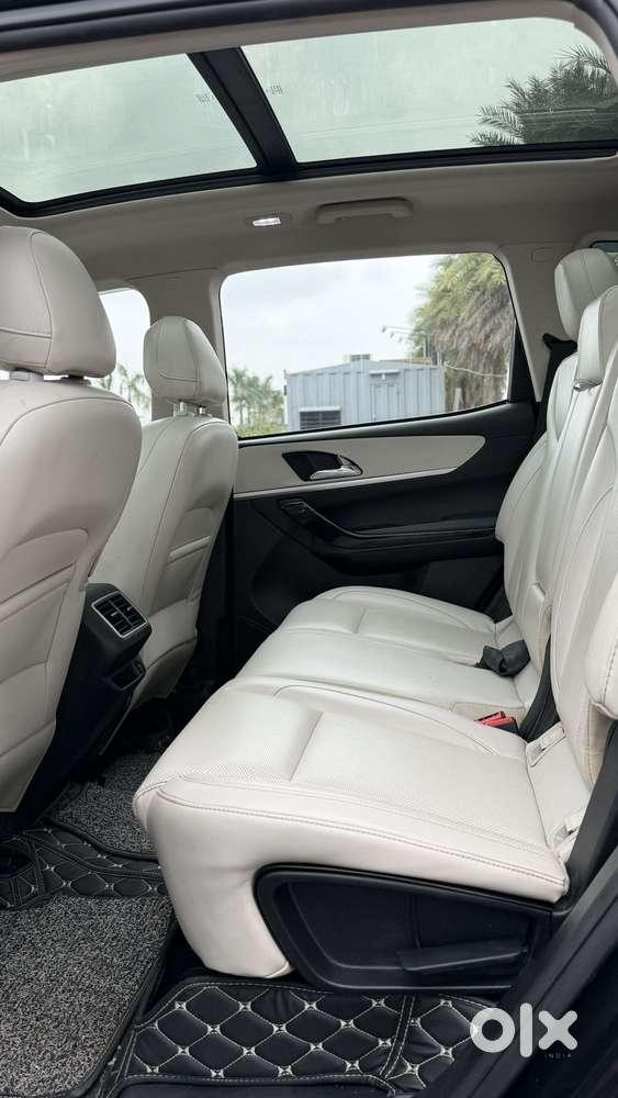 Mahindra Xuv700 2.2 Ax 7 Diesel At Luxury Pack Str, 2023, Diesel