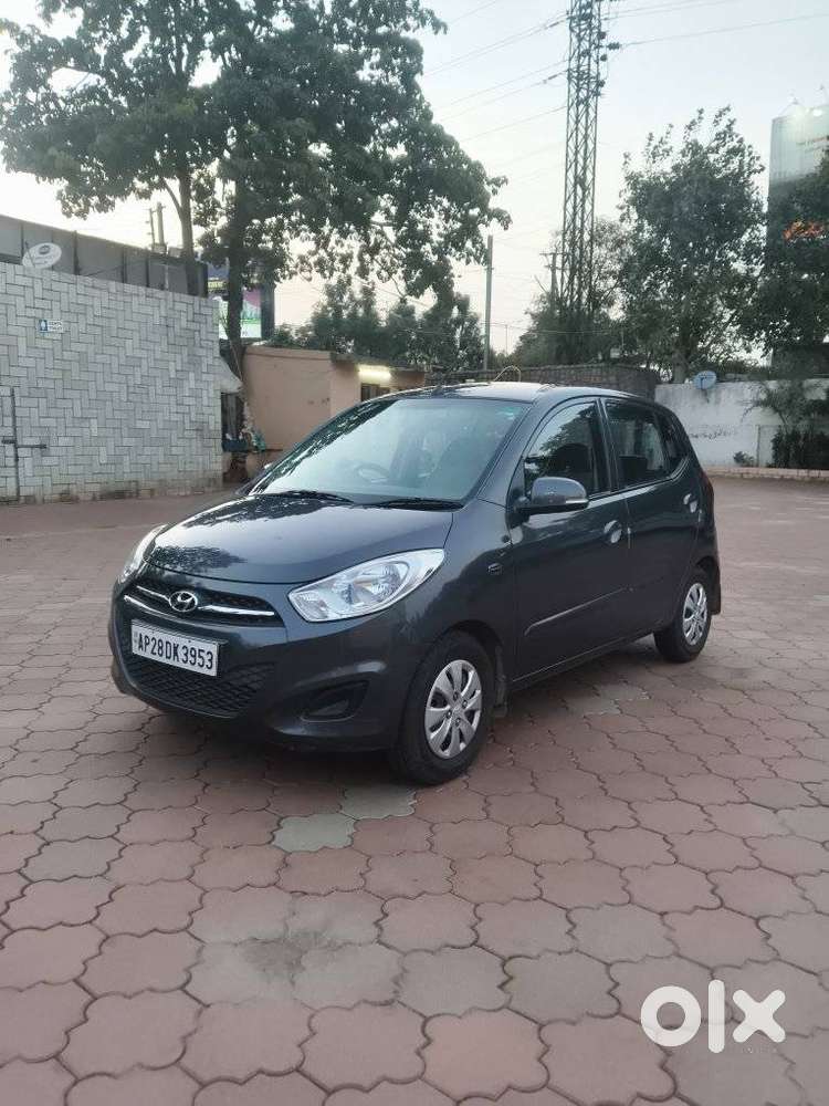 Hyundai I10 Sportz, 2011, Petrol