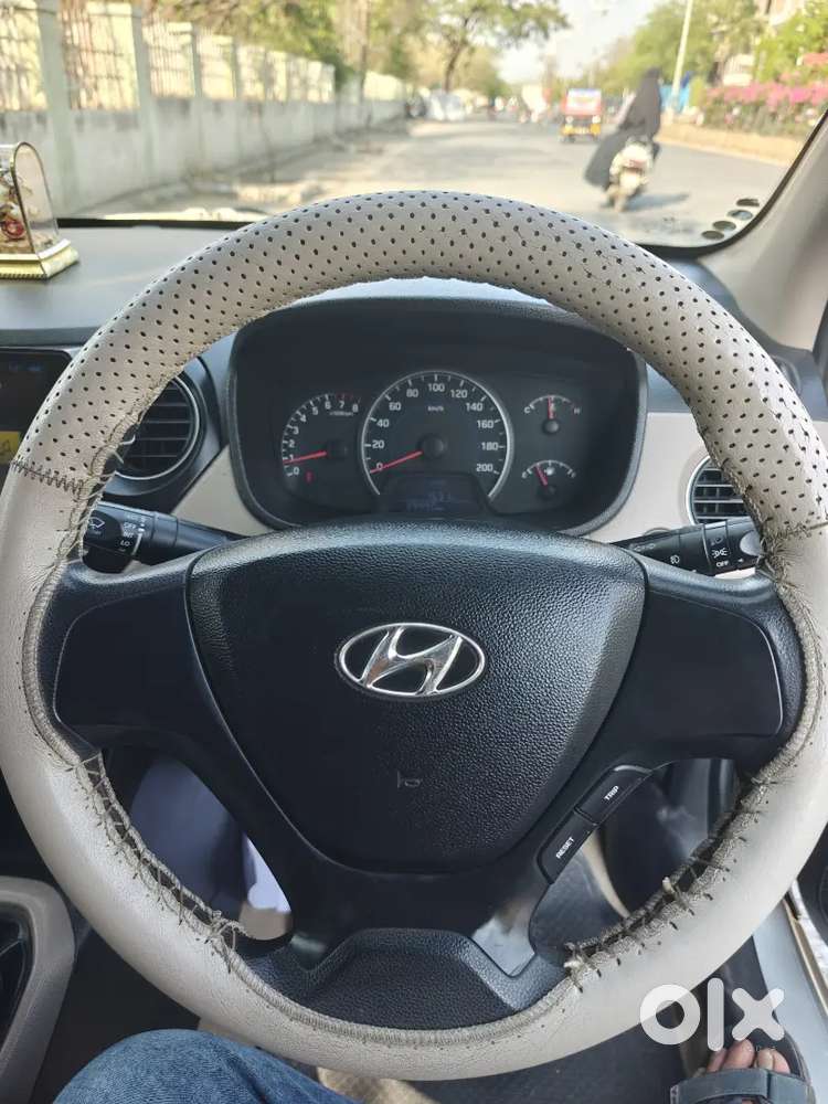 Hyundai Grand I10 Sportz 2013