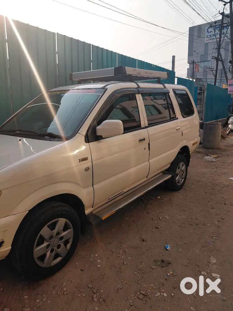 Tavera In Excellent Condition