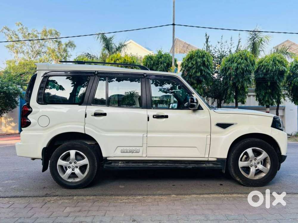 Mahindra Scorpio S11 Mt 7s, 2022, Diesel