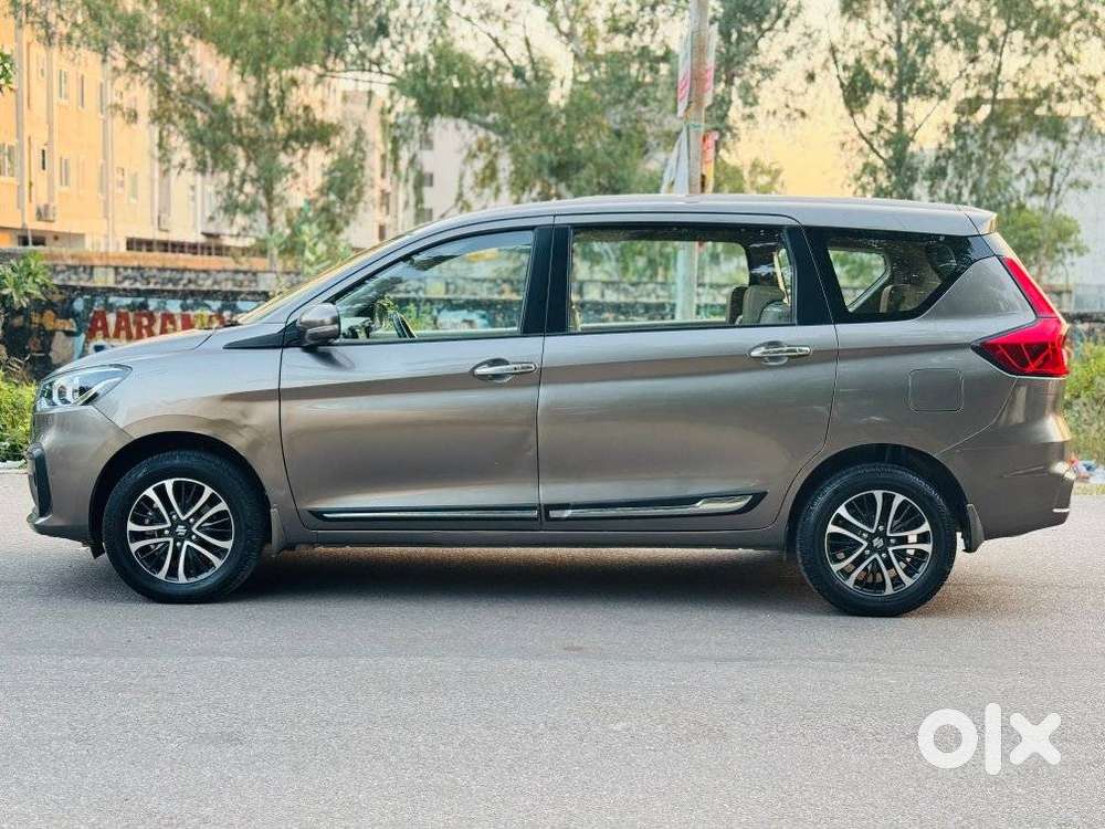 Maruti Suzuki Ertiga Zxi Shvs, 2023, Petrol