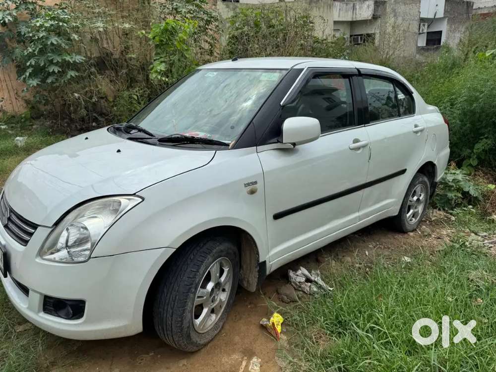 Maruti Suzuki Dzire Tour 2011