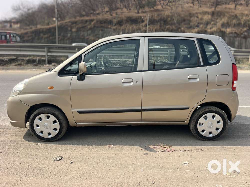 Maruti Suzuki Zen Estilo Lxi Bs Iv, 2011, Petrol