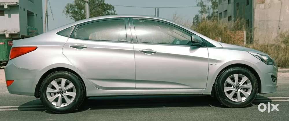 Hyundai Verna Fluidic 1.6 Vtvt Sx, 2016, Petrol