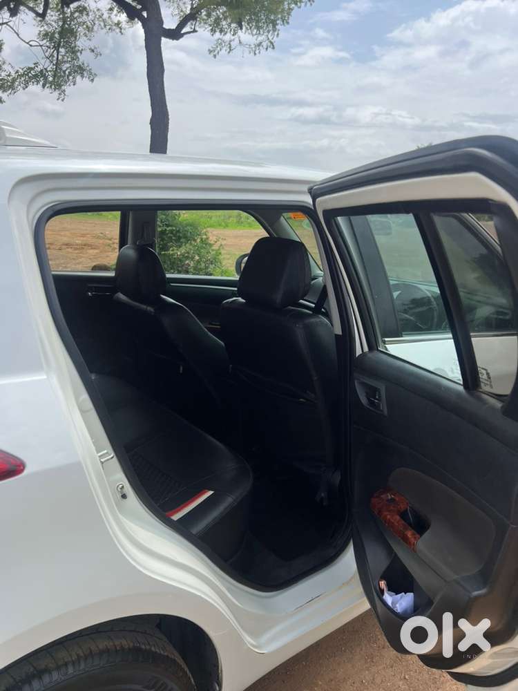 Swift Ddis Maruti 2015