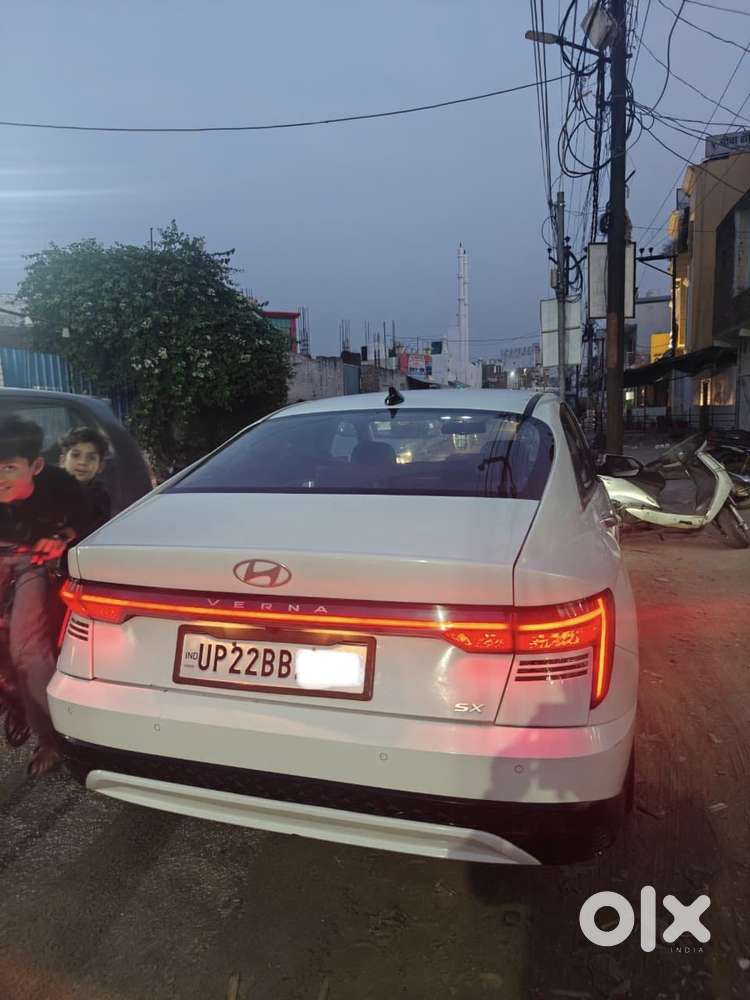 Hyundai Verna