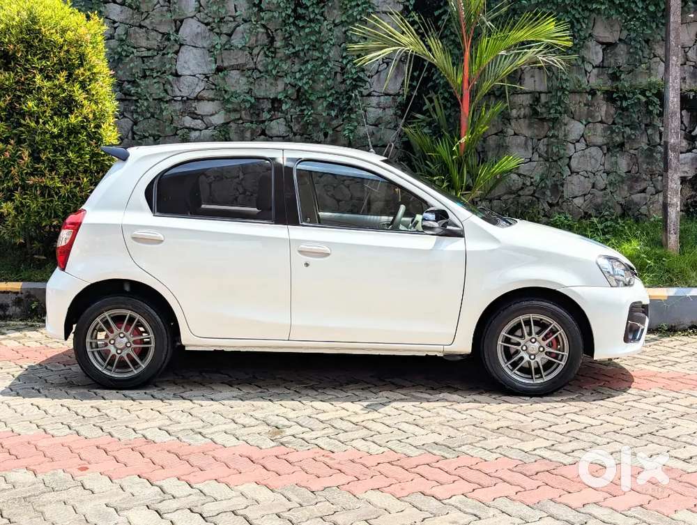 Toyota Etios Liva V Limited 2015