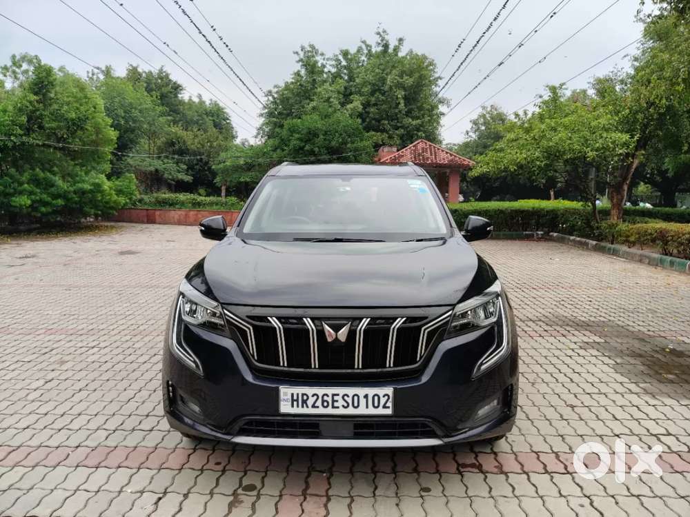Mahindra Xuv700 2.0 Ax 5 Petrol Mt 7 Str, 2021, Petrol