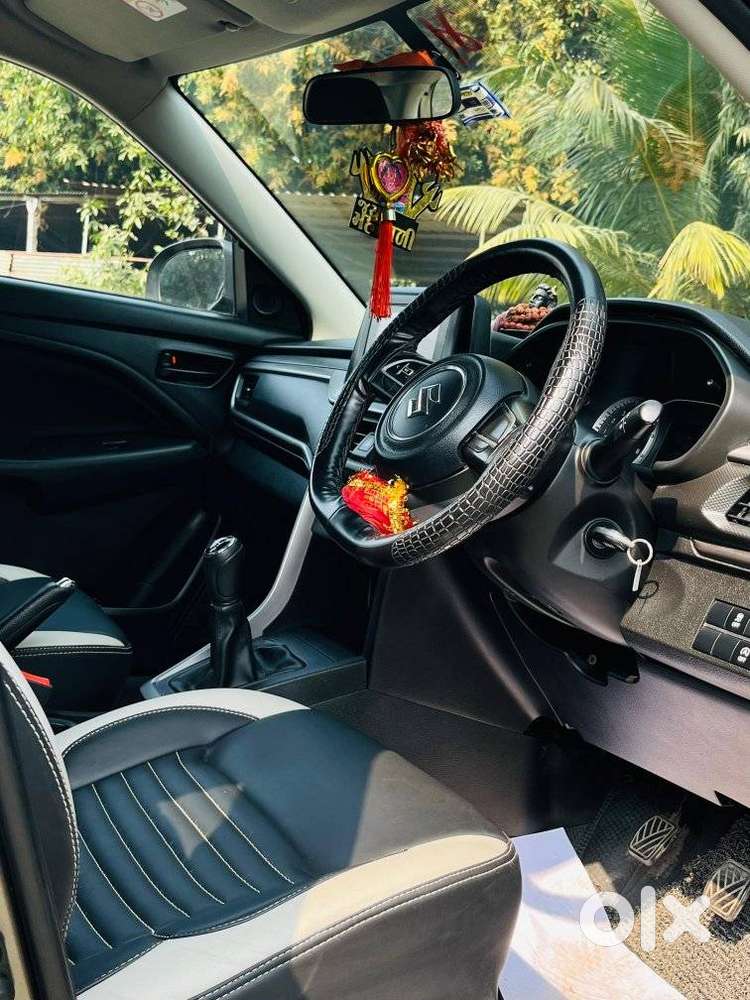 Maruti Suzuki Brezza 1.5 Vxi Smart Hybrid, 2023, Petrol
