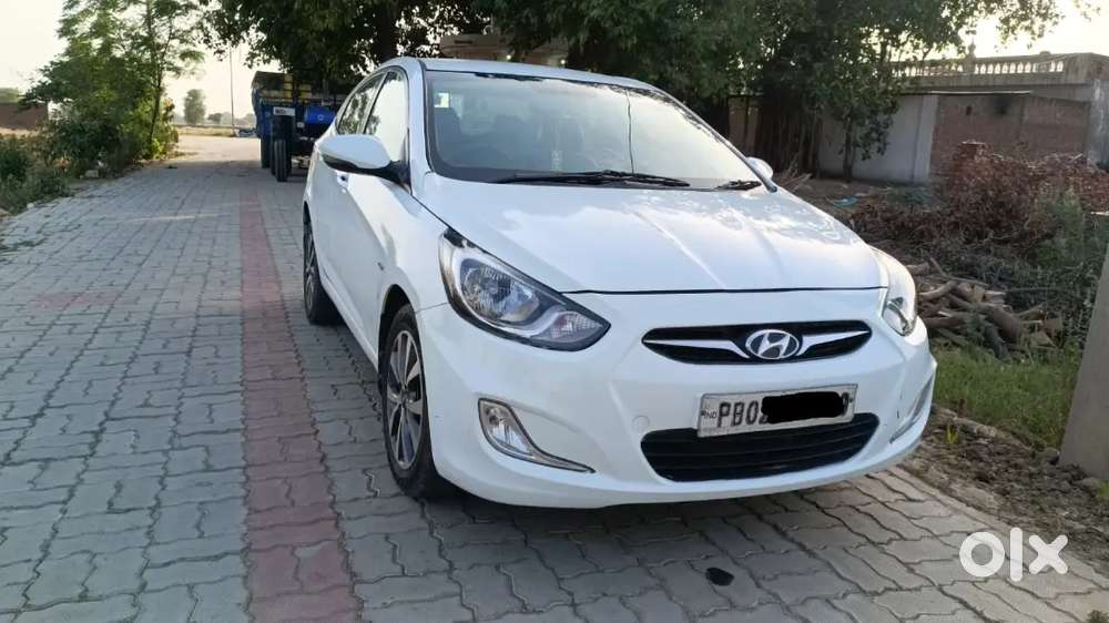 Hyundai Fluidic Verna 2013