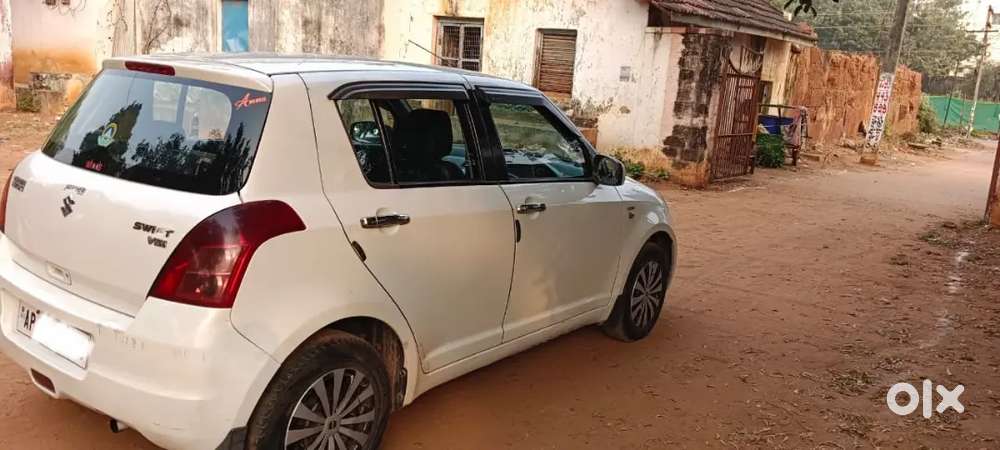 Good Conition Good Family Car,maruti Suzuki Swift