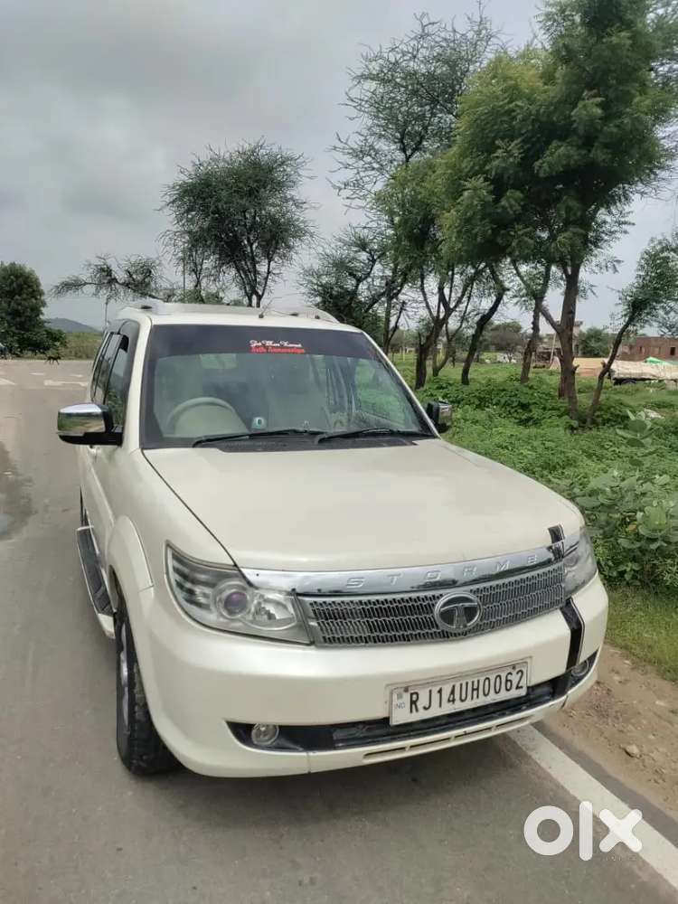 Tata Safari Storme 2015 Diesel 123000 Km Driven