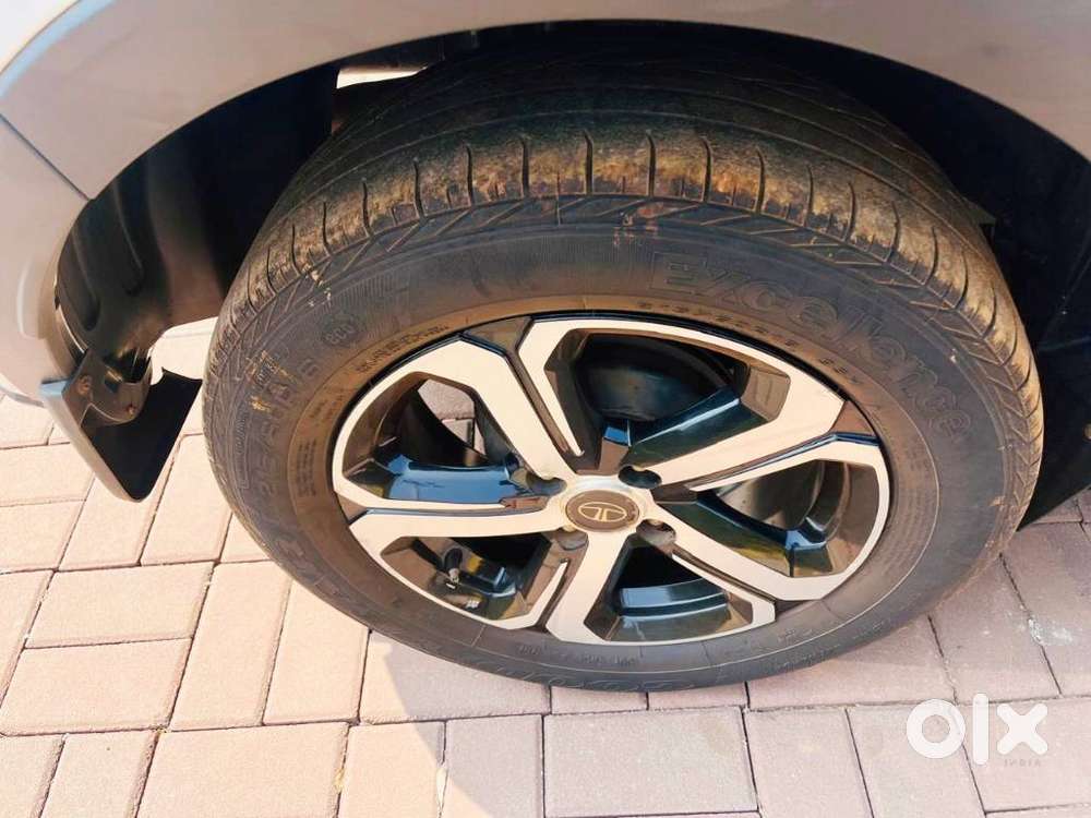 Tata Nexon Xza Plus Diesel Dark Edition, 2023, Diesel