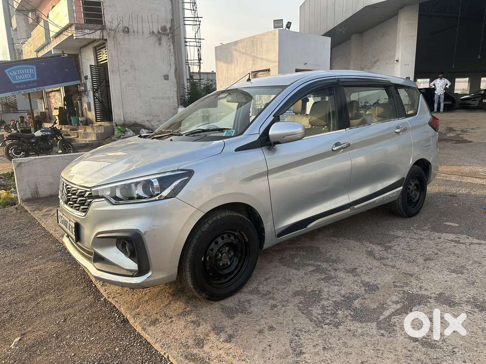 Maruti Suzuki Ertiga 1.5 Vxi, 2022, Petrol