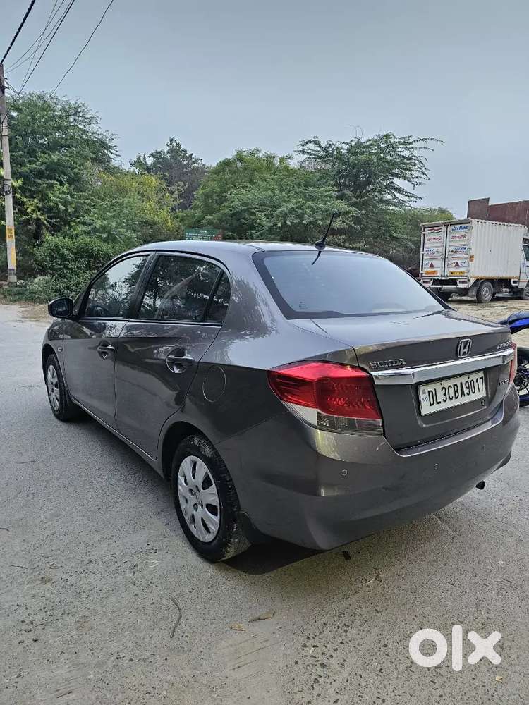 Honda Amaze 1.2 2014 Km Driven