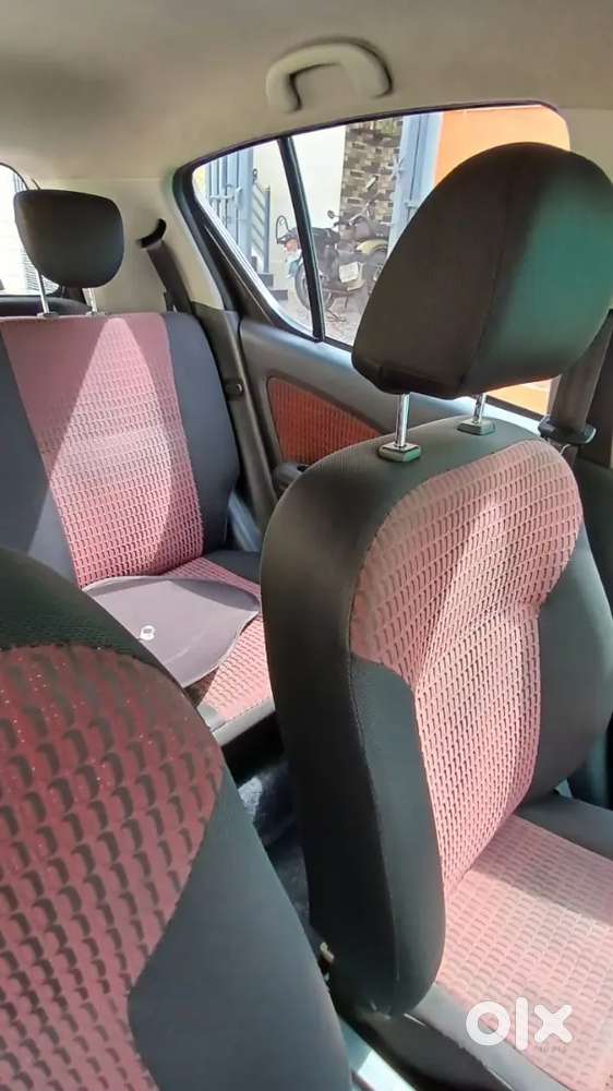 Maruti Suzuki Ritz 2015 Manual Petrol8