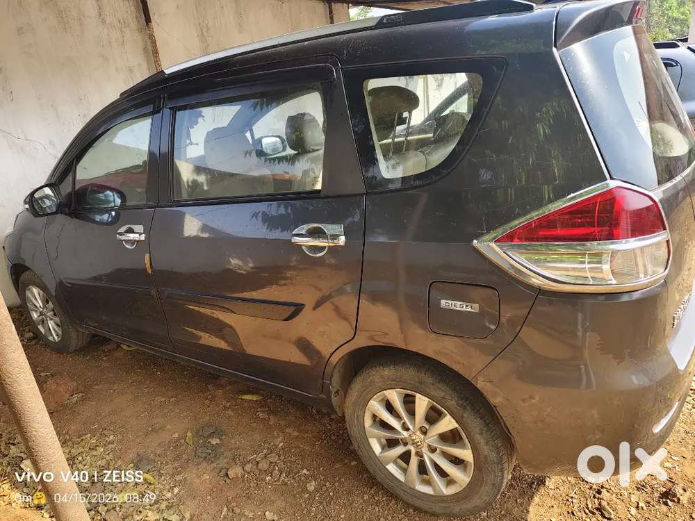Maruti Suzuki Ertiga 2015 Diesel 120000 Km Driven