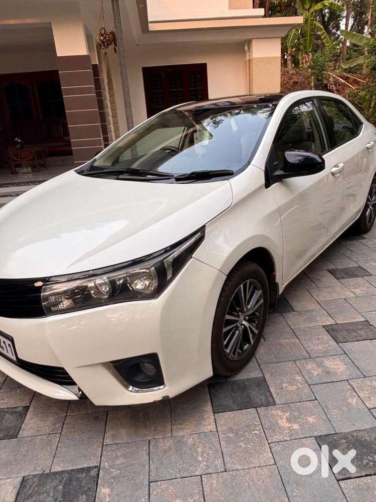 Toyota Corolla Altis 2014 Diesel Well Maintained