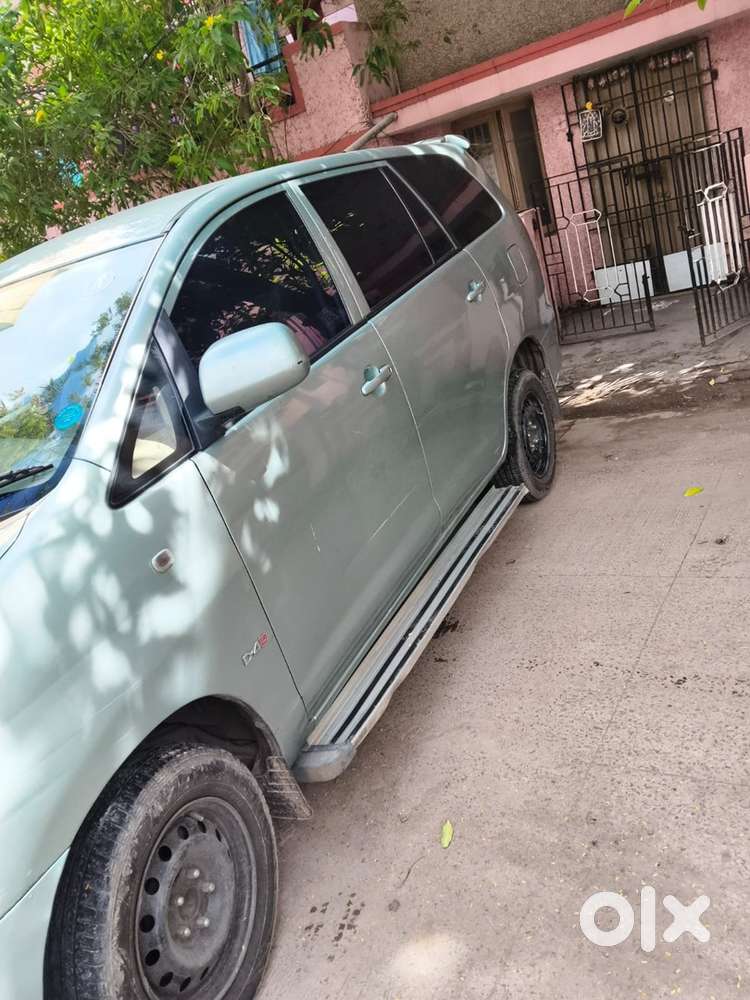 Toyota Innova Diesel 8 Str