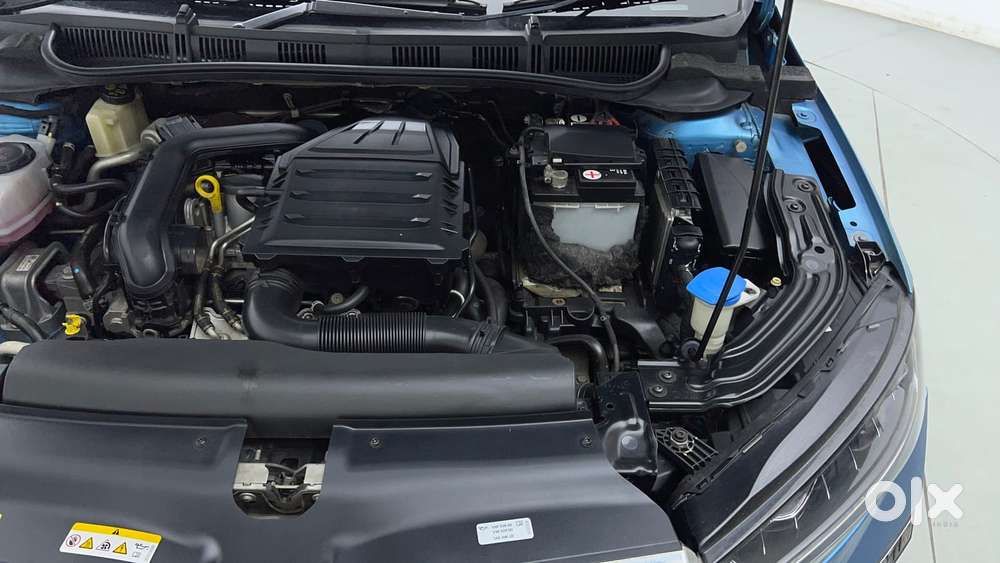 Skoda Slavia Style 1.0l Tsi At, 2022, Petrol
