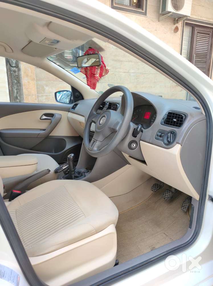 Volkswagen Vento 2010-2013 Petrol Comfortline, 2011, Petrol