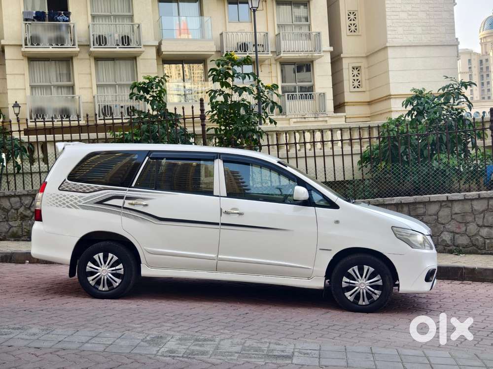 Toyota Innova 2.5 G (diesel) 8 Seater, 2014, Diesel