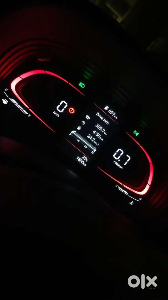 Hyundai Venue 2023 Diesel Sx 22200 Km Driven