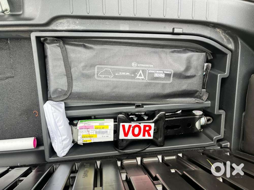 Toyota Innova Hycross 2.0 Zx (o) Hybrid 7 Str, 2026, Cng & Hybrids