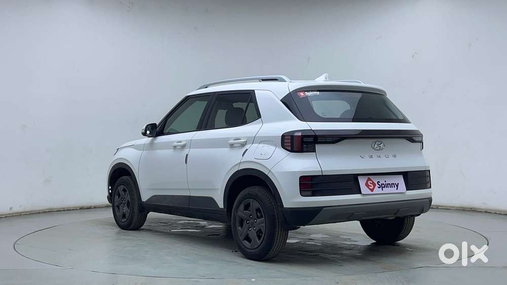 Hyundai Venue 1.2 S (o), 2025, Petrol