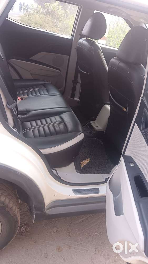 Mahindra Xuv300 W6 Amt Diesel, 2022, Diesel