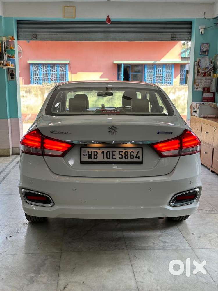 Maruti Suzuki Ciaz Smart Hybrid Alpha , 2023, Petrol